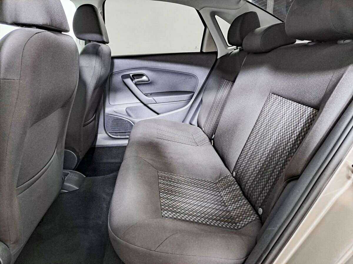 Volkswagen Polo б/у, 2018, Механическая. Фото: #8