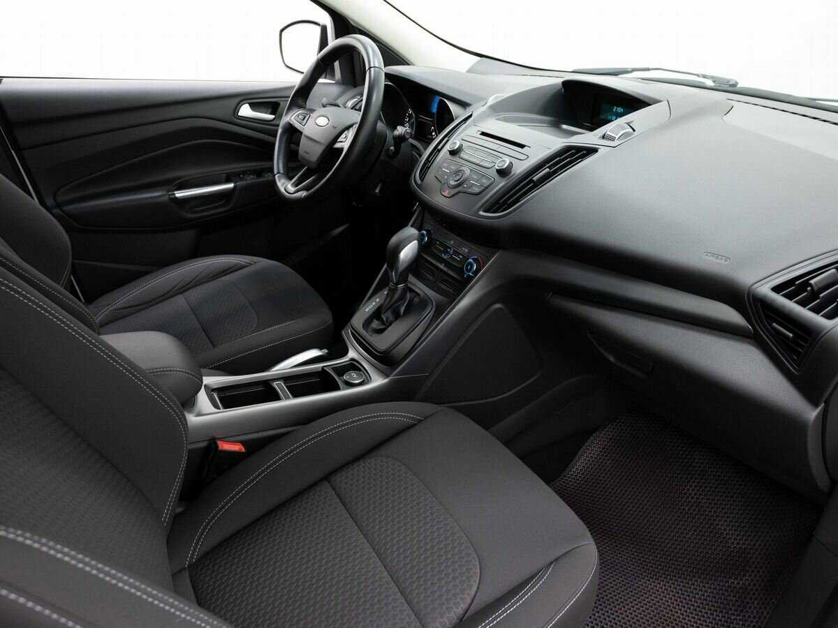Ford Kuga б/у, 2017, Автоматическая. Фото: #12