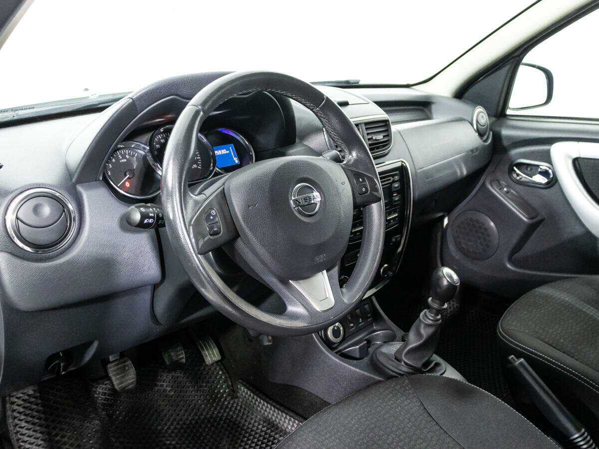 Nissan Terrano б/у, 2018, Механическая. Фото: #10