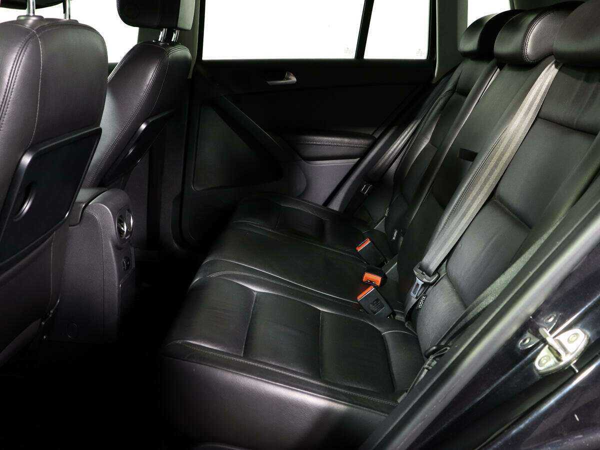 Volkswagen Tiguan б/у, 2012, Автоматическая. Фото: #6