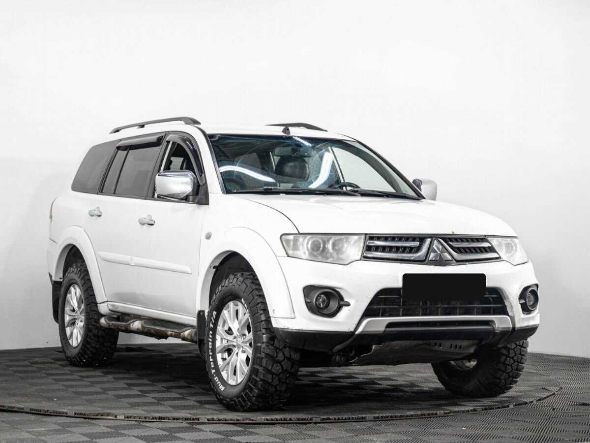 Mitsubishi Pajero Sport б/у, 2014, Автоматическая. Фото: #2