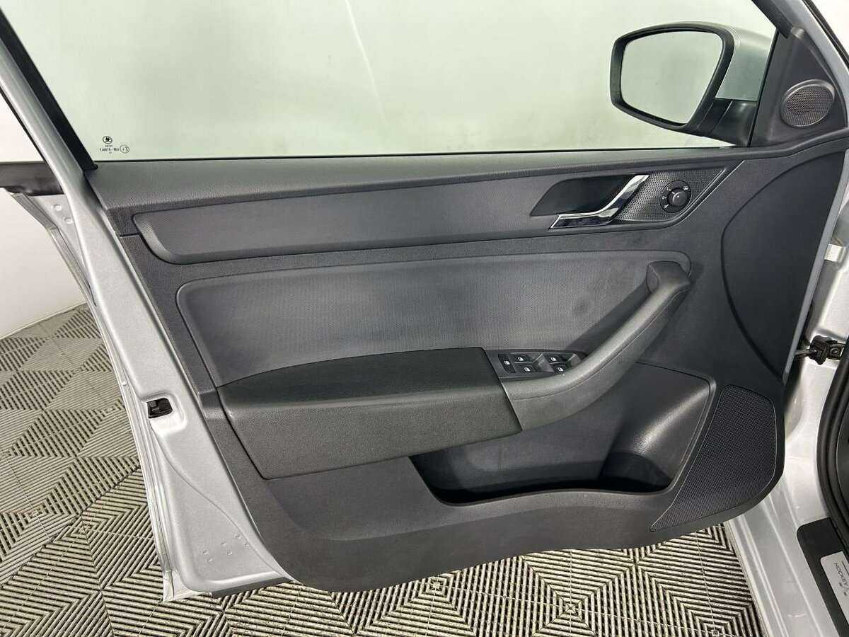 Skoda Rapid б/у, 2016, Механическая. Фото: #7