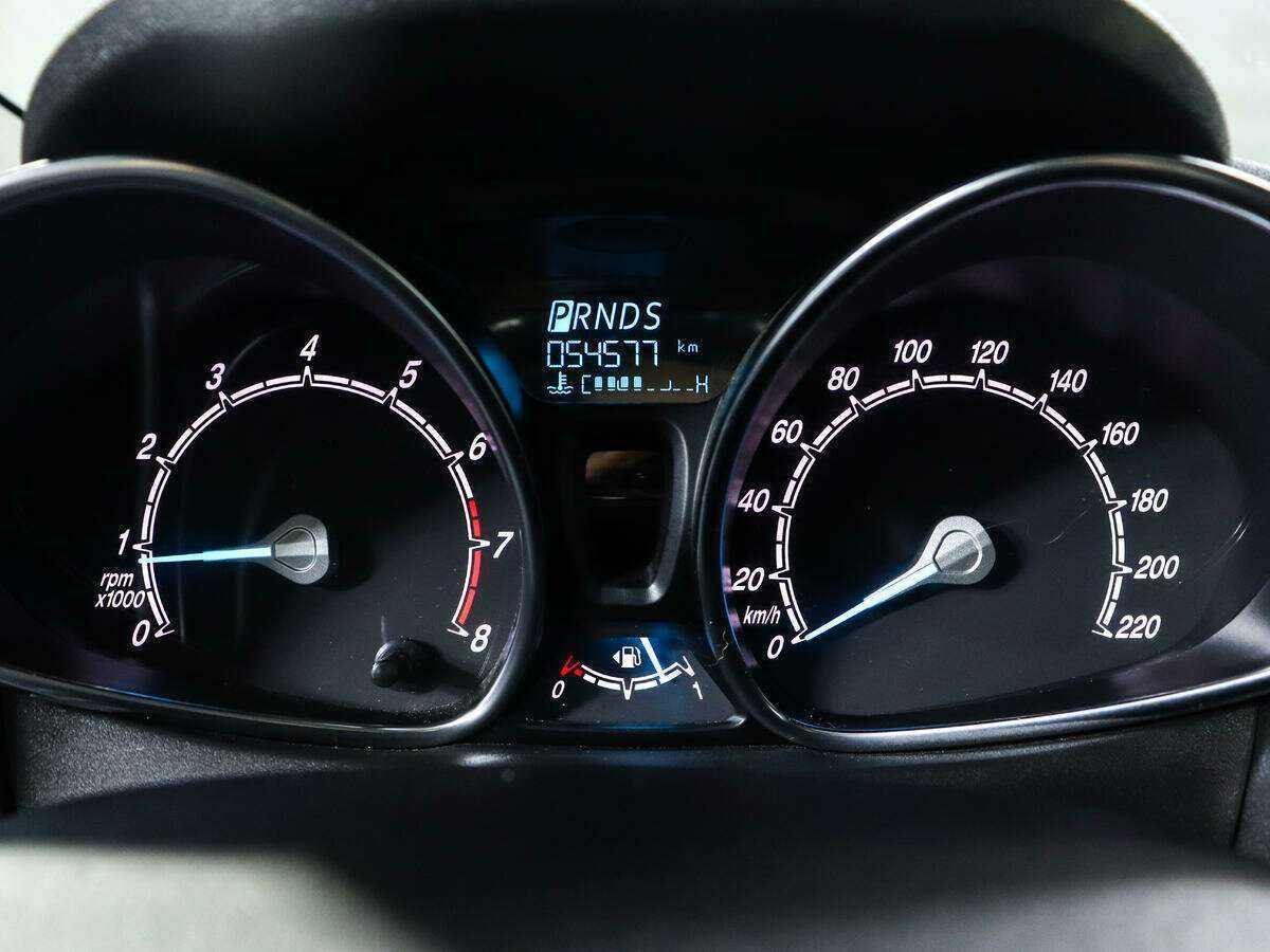 Ford Fiesta б/у, 2017, Роботизированная. Фото: #10