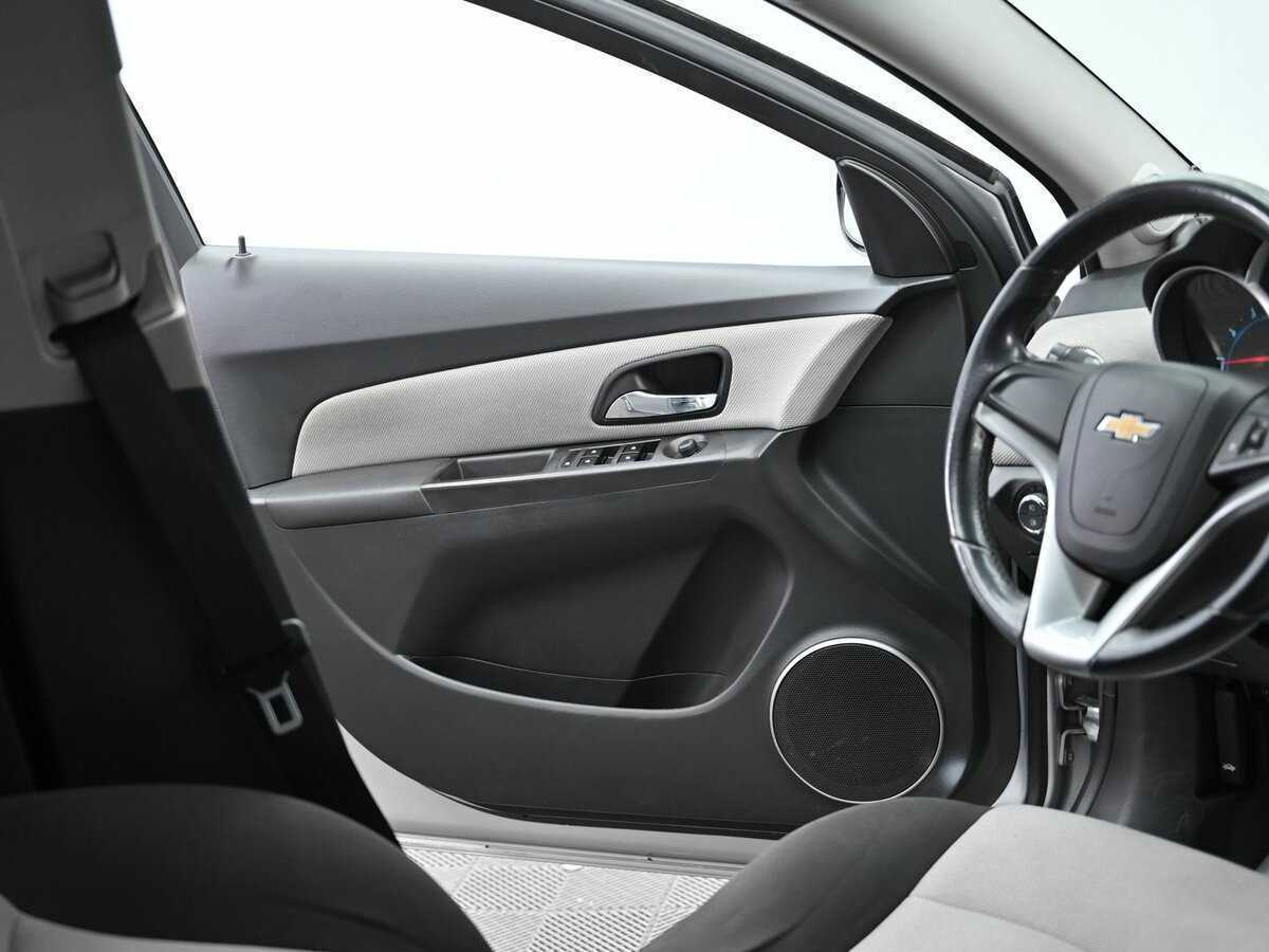 Chevrolet Cruze б/у, 2013, Автоматическая. Фото: #5