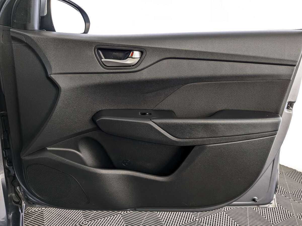 Hyundai Solaris б/у, 2018, Автоматическая. Фото: #24