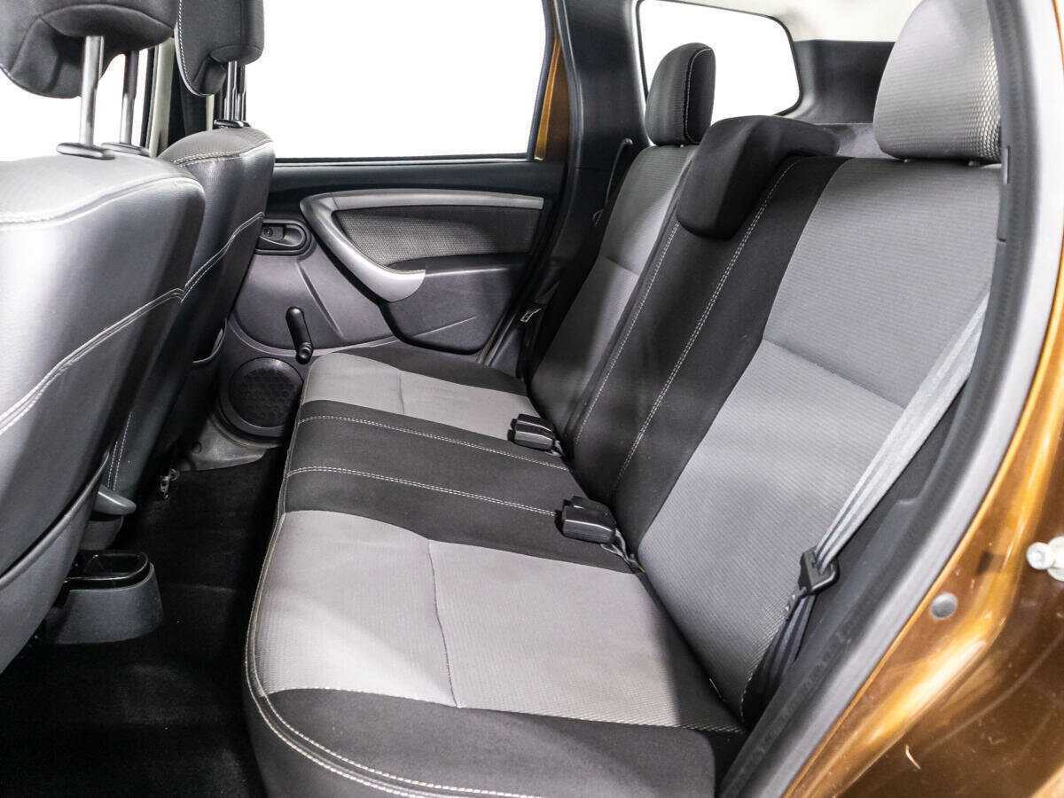 Renault Duster б/у, 2013, Автоматическая. Фото: #9