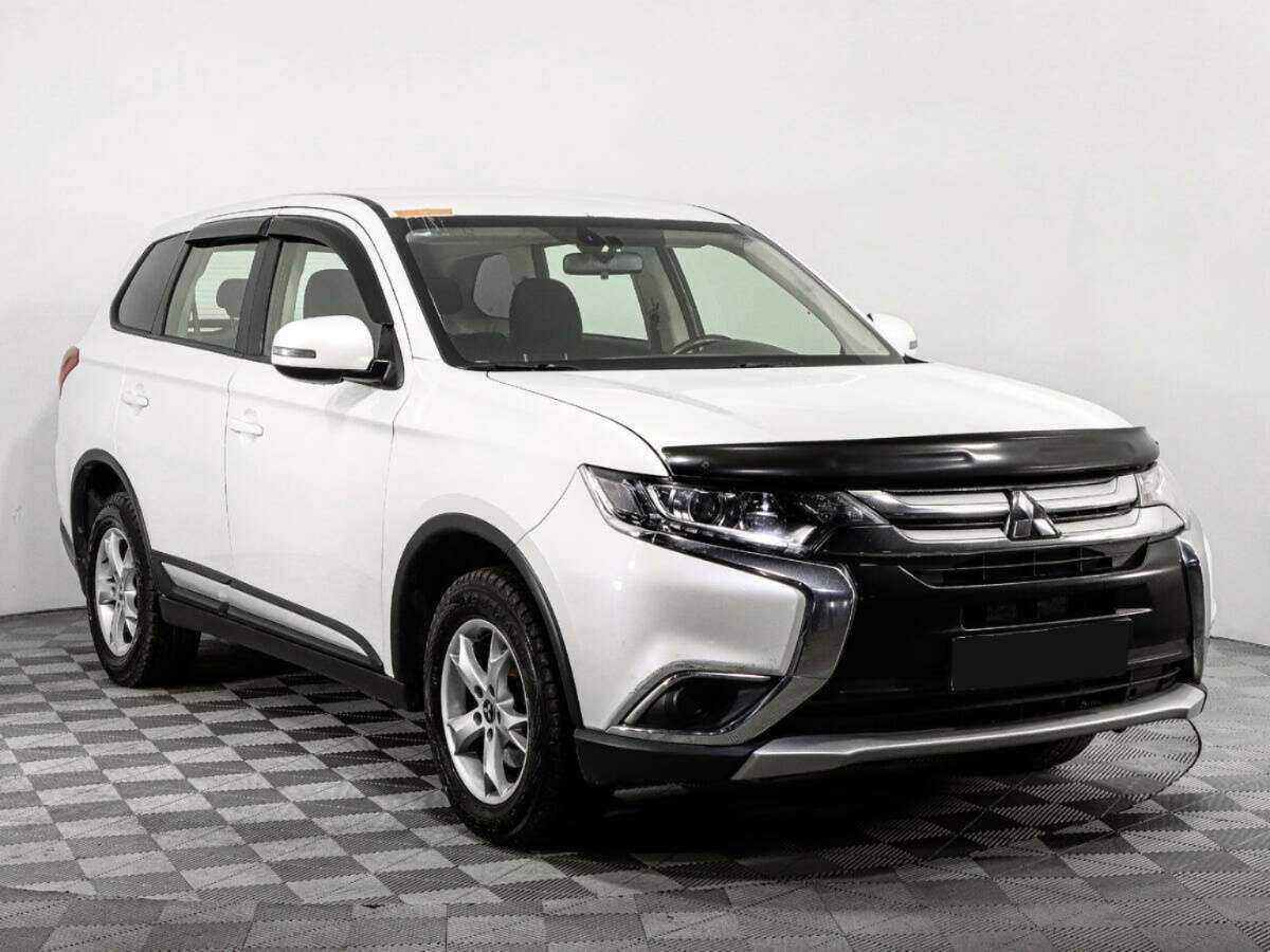 Mitsubishi Outlander б/у, 2018, Вариатор. Фото: #2