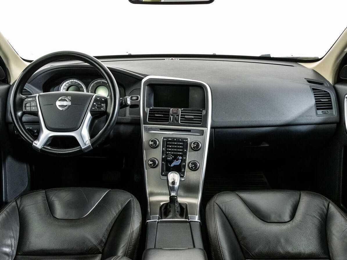 Volvo XC60 б/у, 2013, Автоматическая. Фото: #9