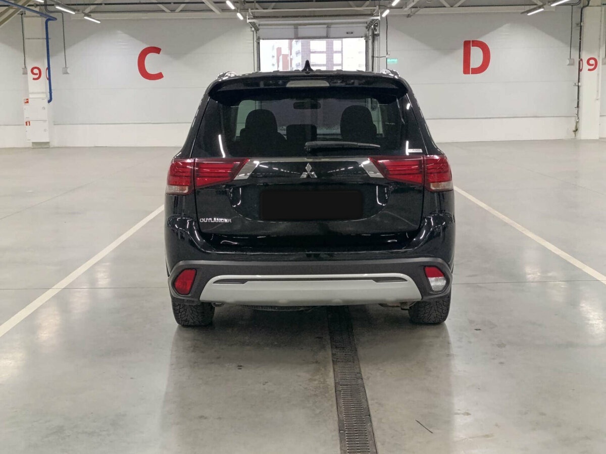 Mitsubishi Outlander б/у, 2021, Вариатор. Фото: #5