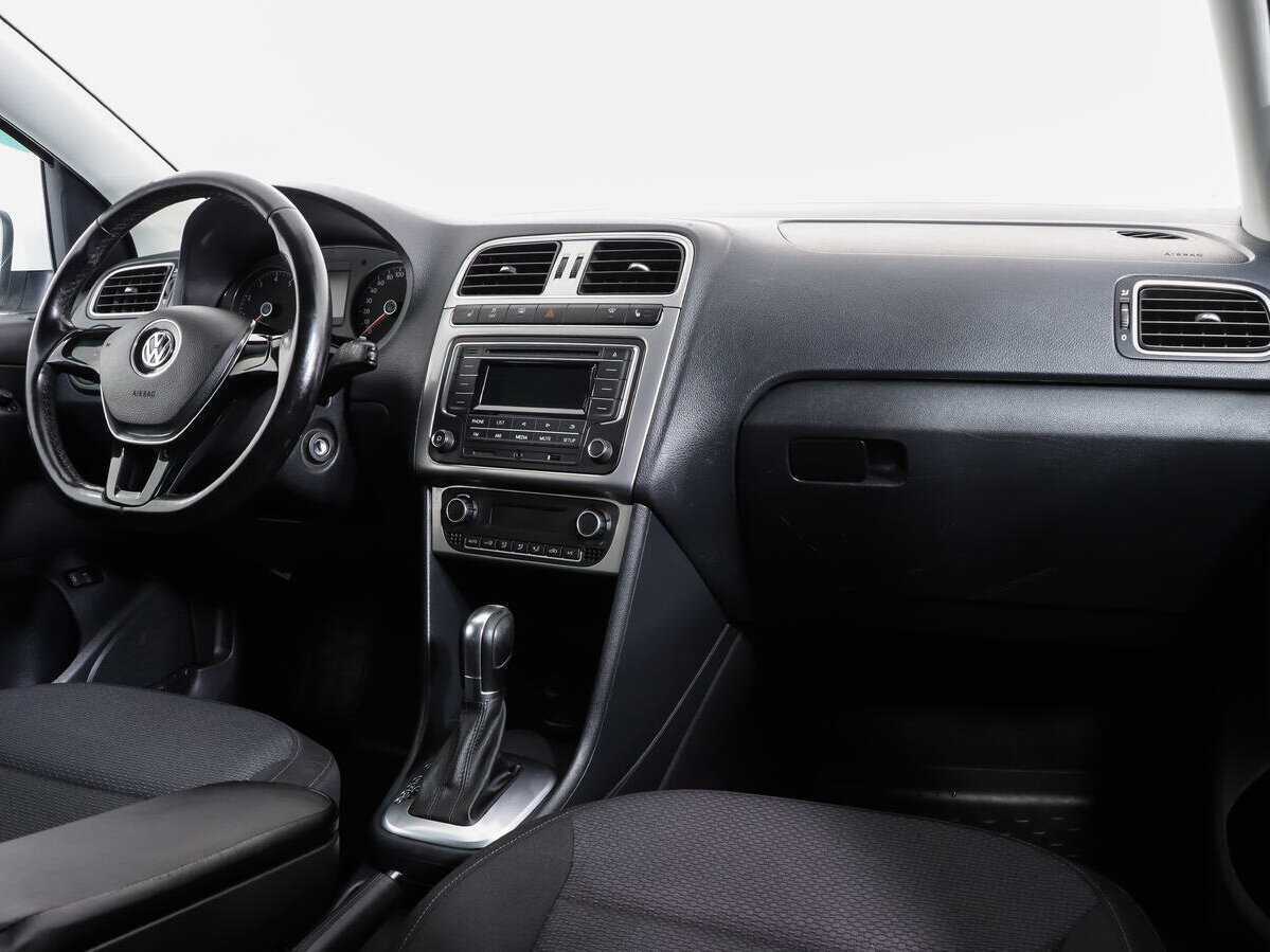 Volkswagen Polo б/у, 2017, Роботизированная. Фото: #7