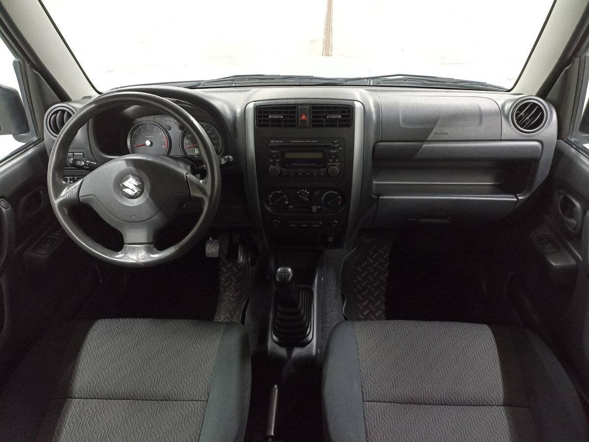 Suzuki Jimny б/у, 2013, Механическая. Фото: #13