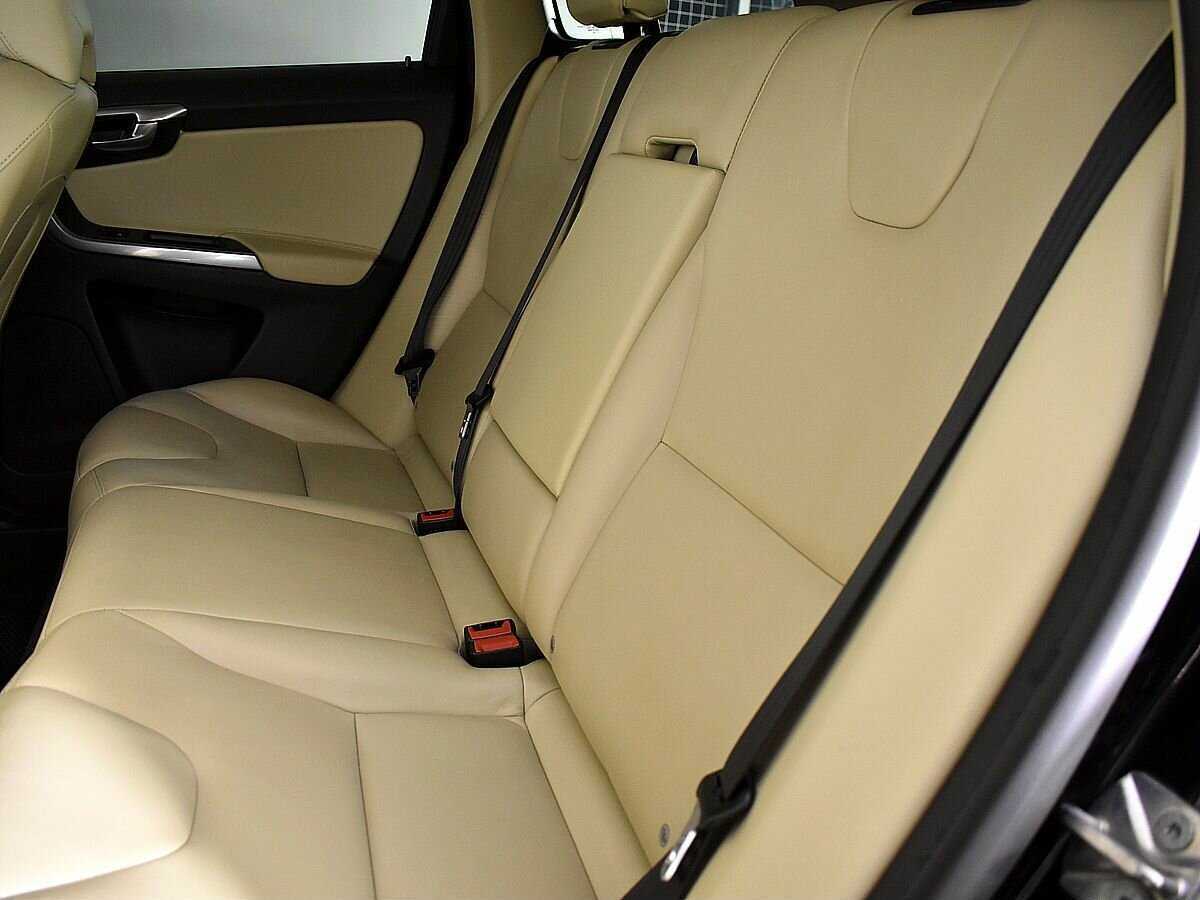 Volvo XC60 б/у, 2014, Автоматическая. Фото: #8