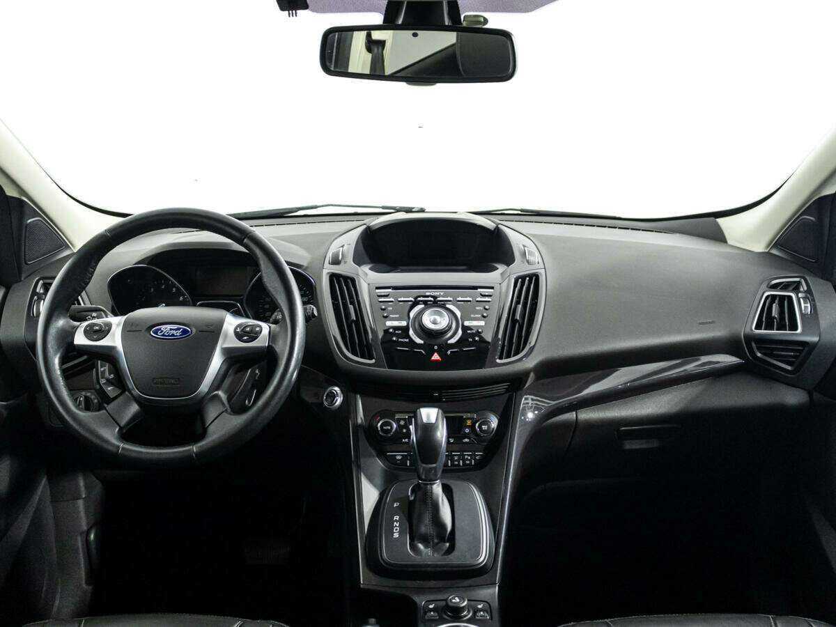 Ford Kuga б/у, 2016, Автоматическая. Фото: #12