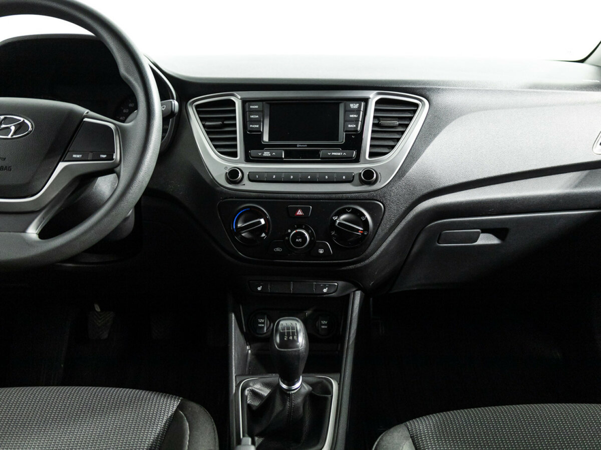 Hyundai Solaris б/у, 2020, Механическая. Фото: #13