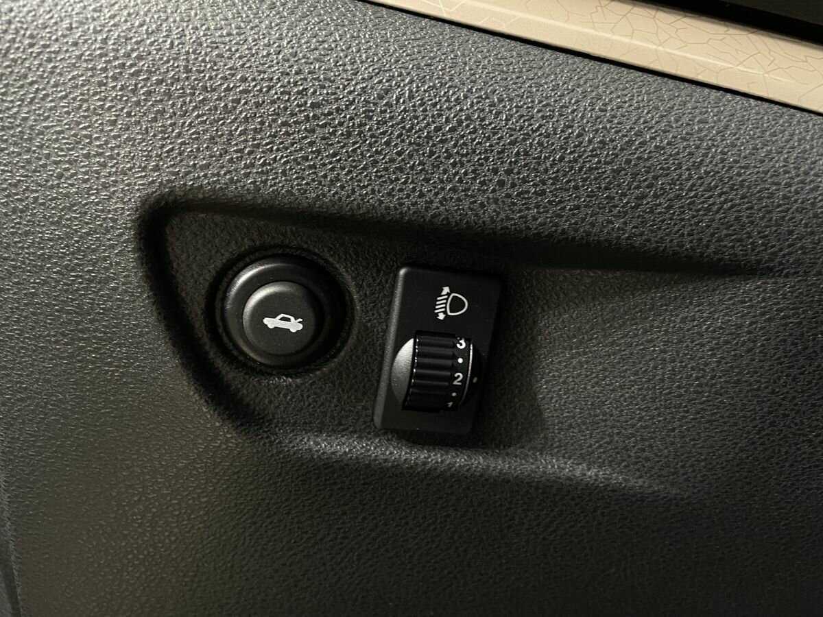 Lada (ВАЗ) Vesta б/у, 2018, Механическая. Фото: #8