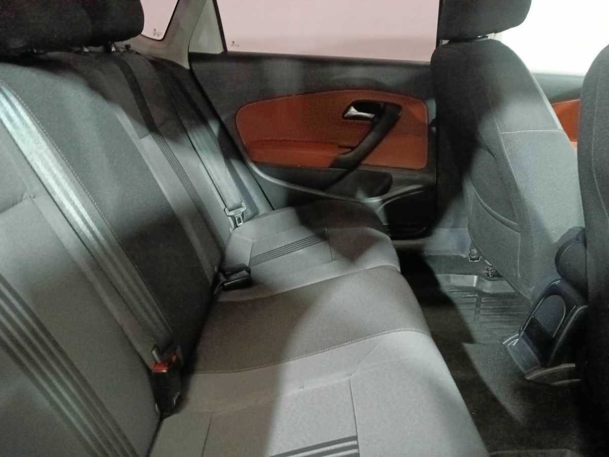 Volkswagen Polo б/у, 2016, Механическая. Фото: #9