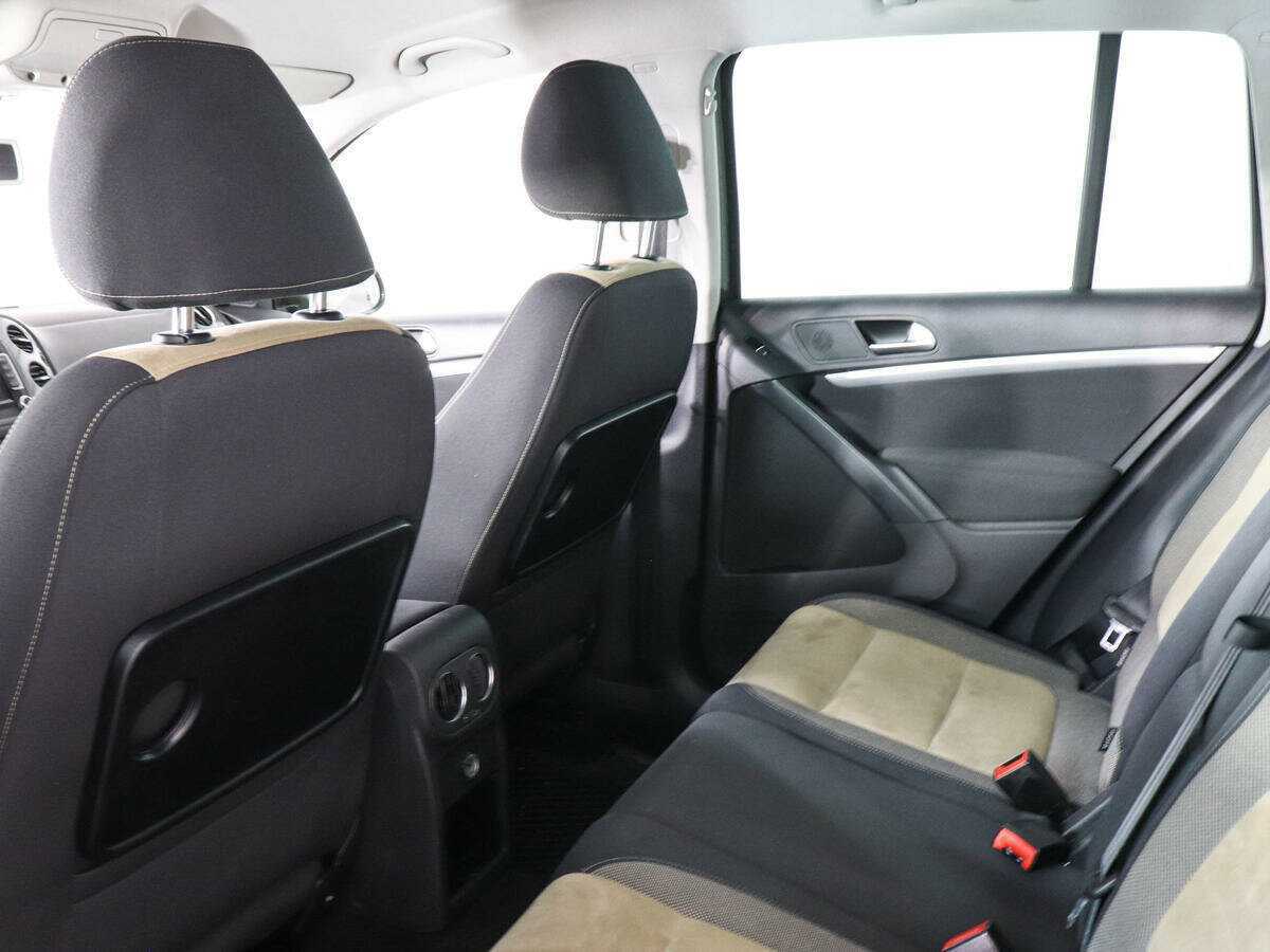 Volkswagen Tiguan б/у, 2014, Роботизированная. Фото: #9