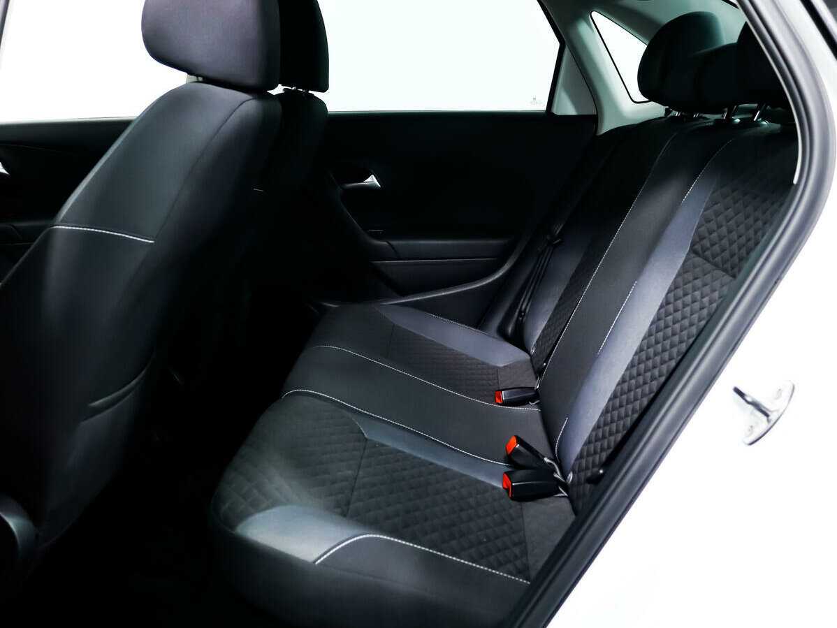 Volkswagen Polo б/у, 2019, Механическая. Фото: #11