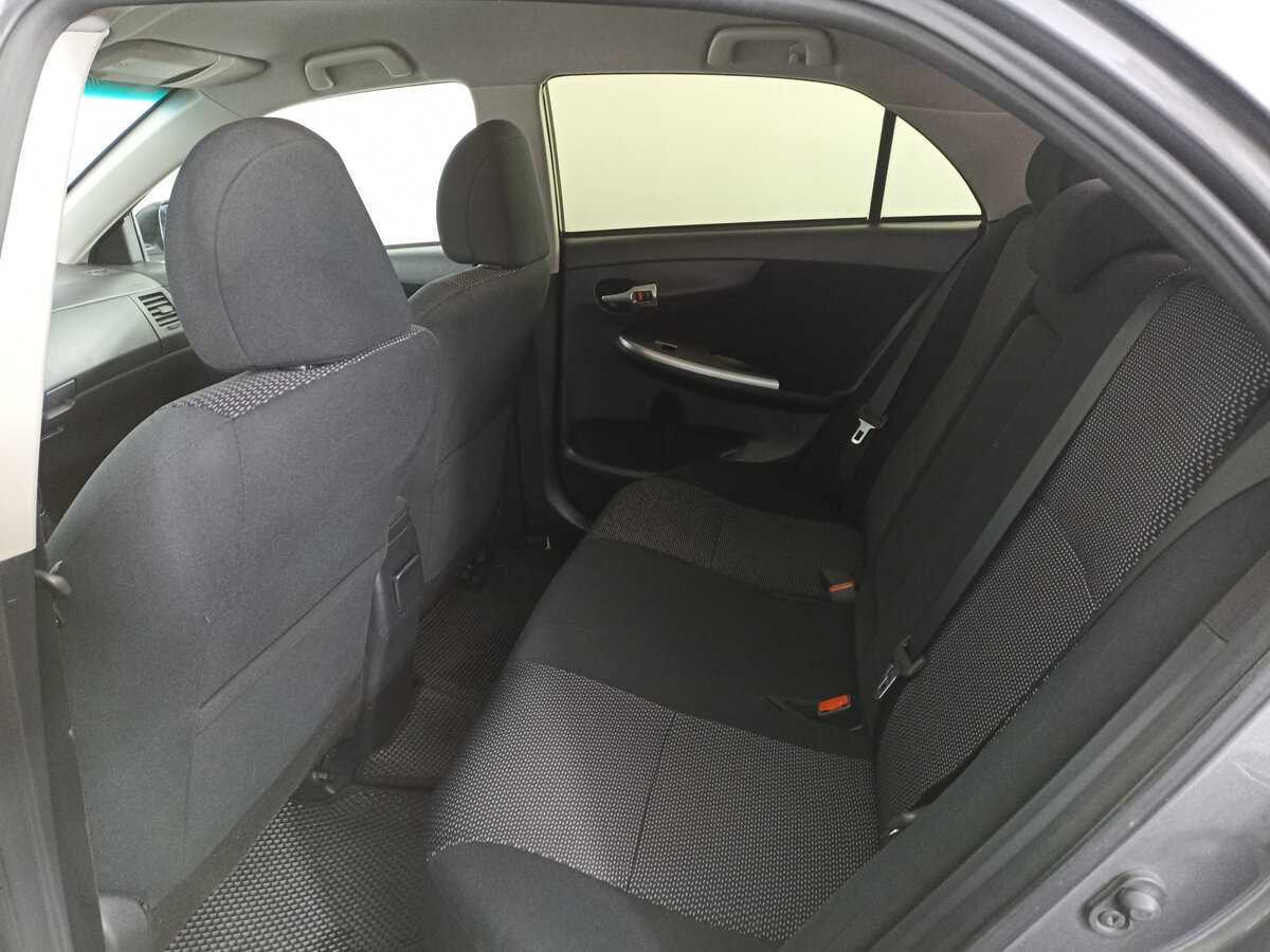 Toyota Corolla б/у, 2012, Автоматическая. Фото: #11