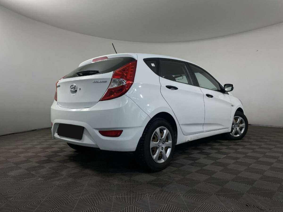 Hyundai Solaris б/у, 2012, Механическая. Фото: #5