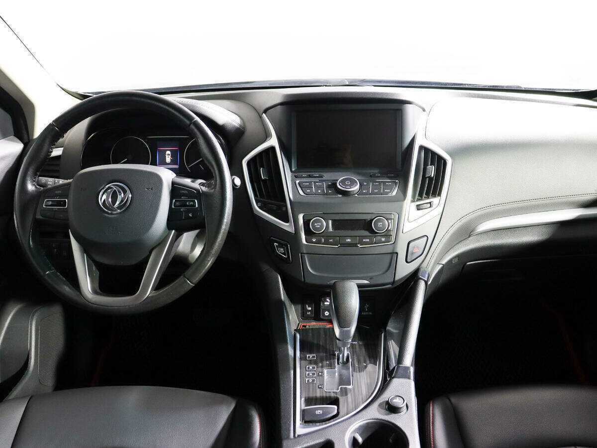 Dongfeng AX7 б/у, 2017, Автоматическая. Фото: #11