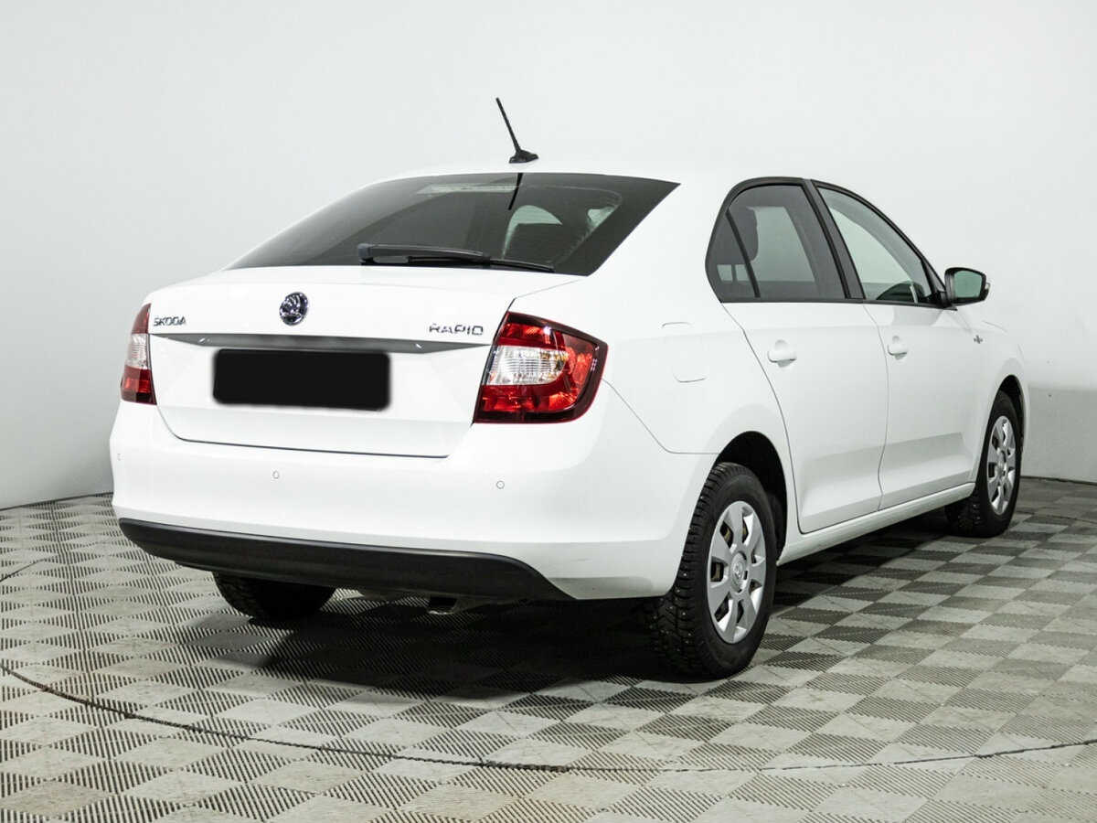 Skoda Rapid б/у, 2018, Механическая. Фото: #4