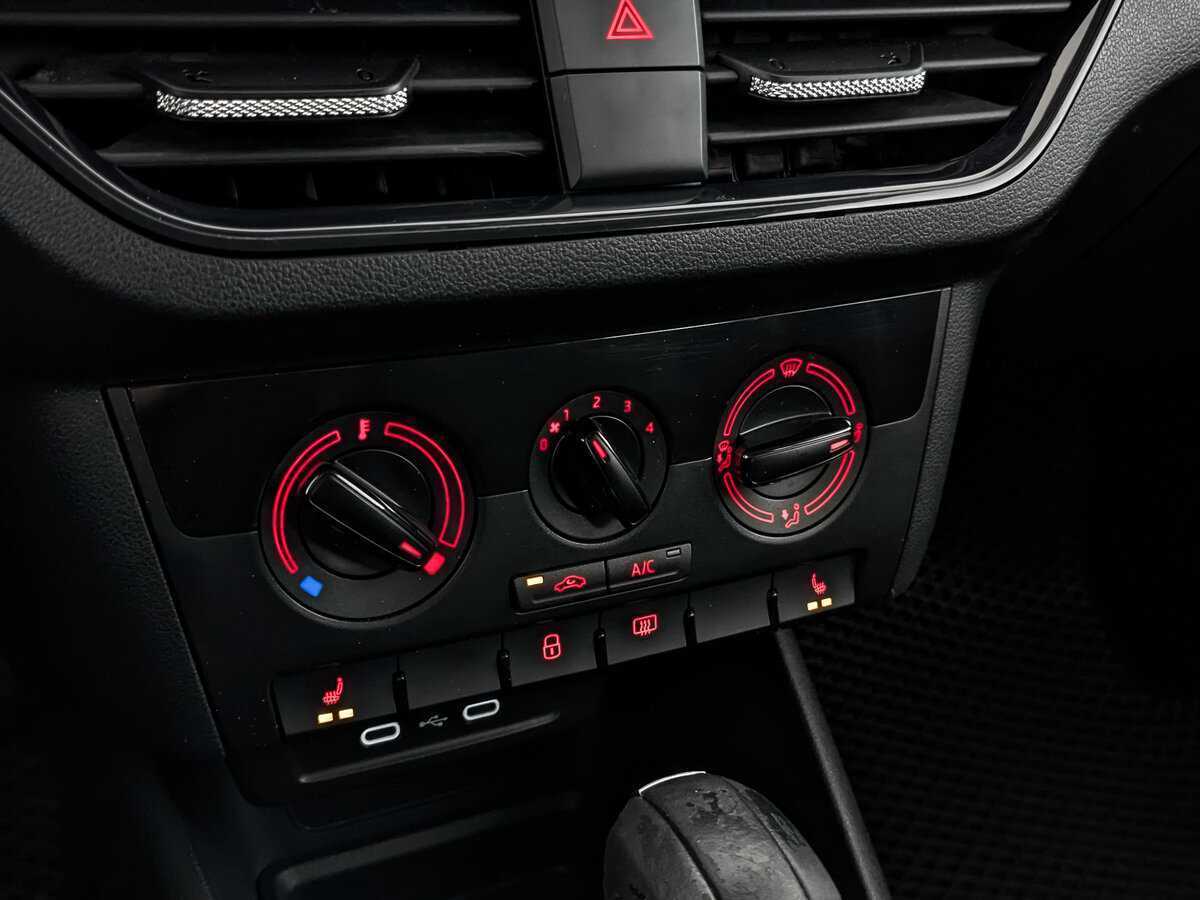 Volkswagen Polo б/у, 2020, Автоматическая. Фото: #19