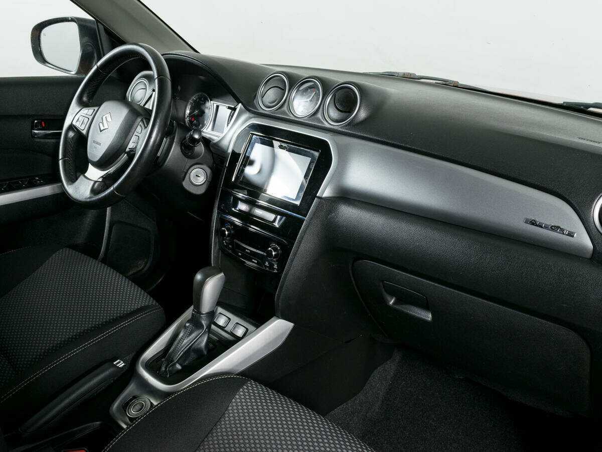 Suzuki Vitara б/у, 2015, Автоматическая. Фото: #7