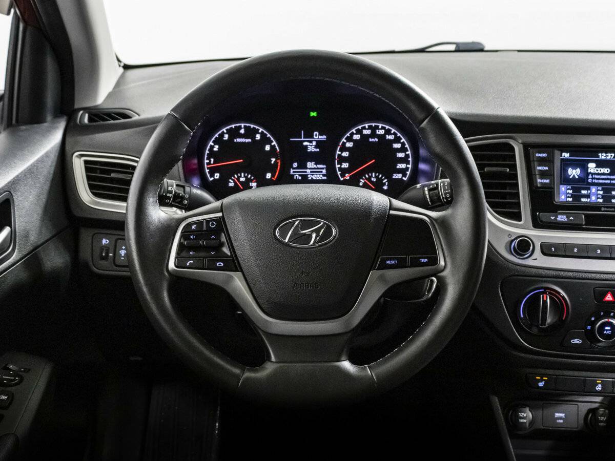 Hyundai Solaris б/у, 2021, Механическая. Фото: #11