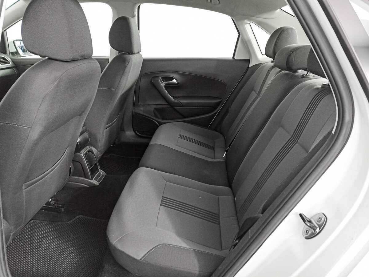 Volkswagen Polo б/у, 2017, Механическая. Фото: #9