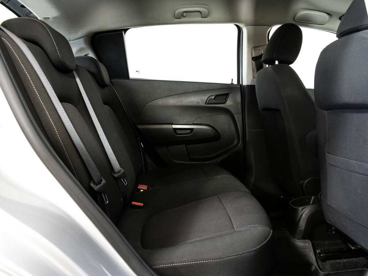 Chevrolet Aveo б/у, 2013, Автоматическая. Фото: #17