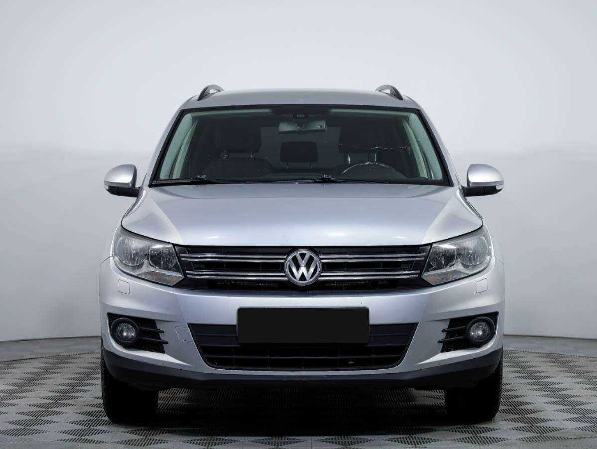 Volkswagen Tiguan б/у, 2012, Механическая. Посмотреть фото