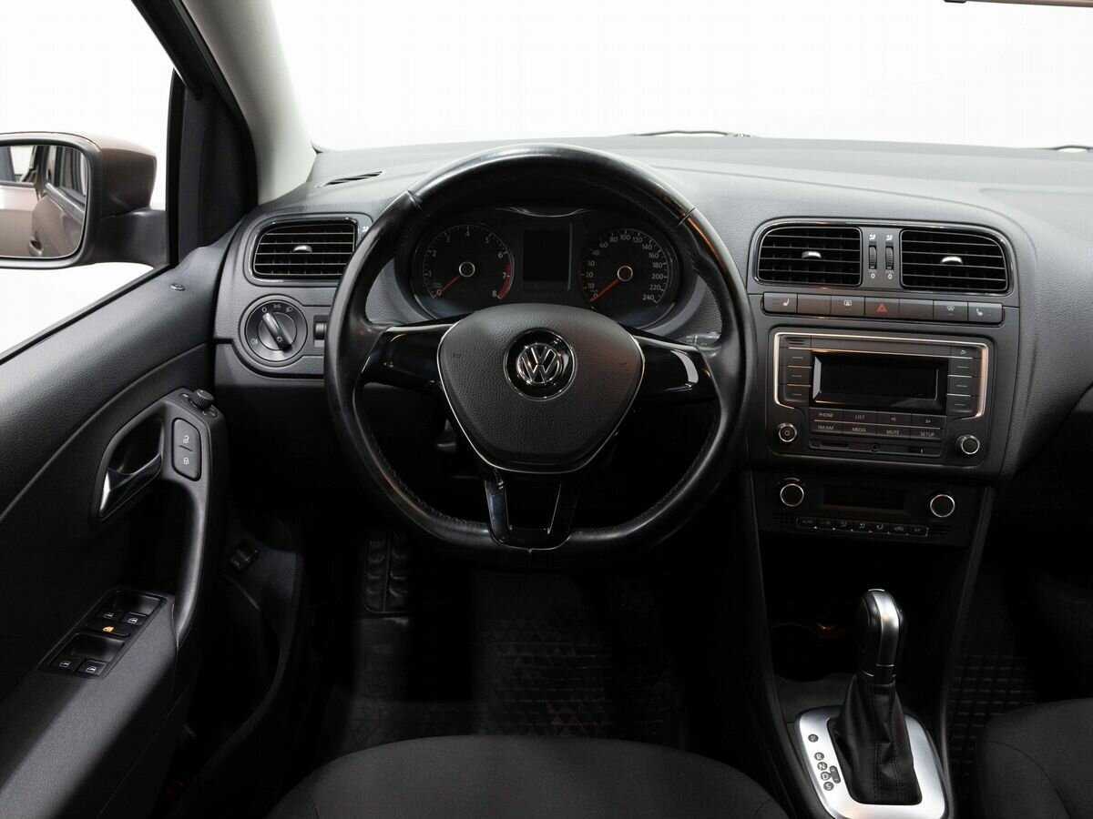 Volkswagen Polo б/у, 2016, Автоматическая. Фото: #14