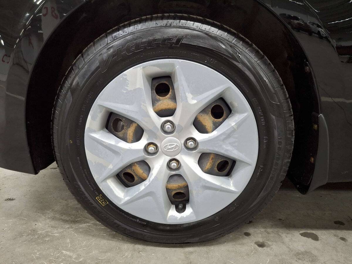 Hyundai Solaris б/у, 2016, Механическая. Фото: #17