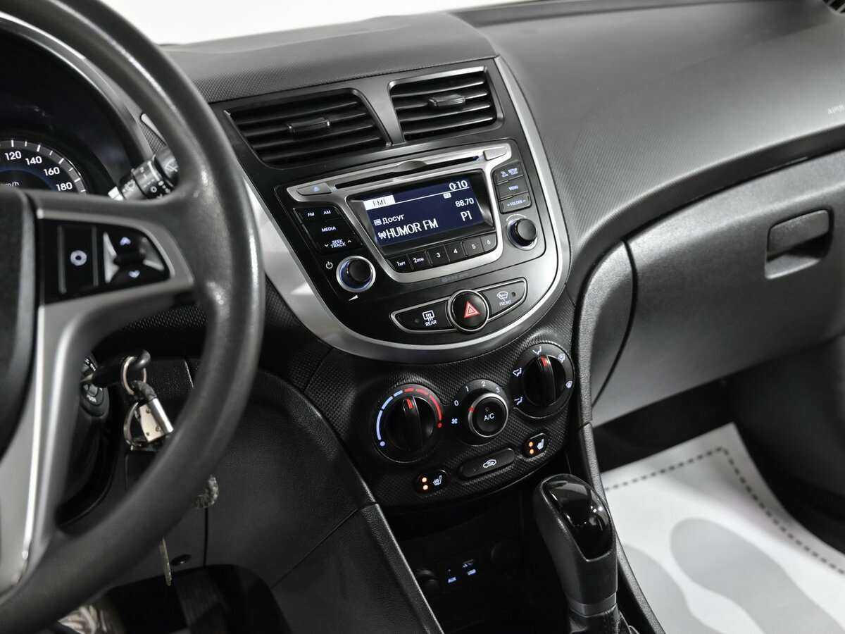 Hyundai Solaris б/у, 2016, Автоматическая. Фото: #7