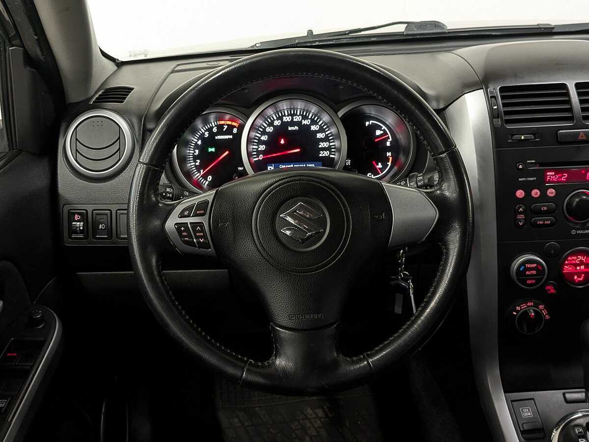 Suzuki Grand Vitara б/у, 2013, Автоматическая. Фото: #21