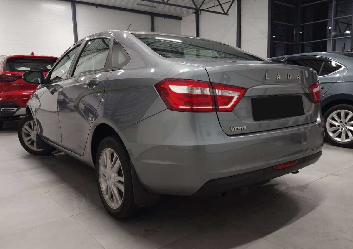 Lada (ВАЗ) Vesta б/у, 2018, Роботизированная. Фото: #1