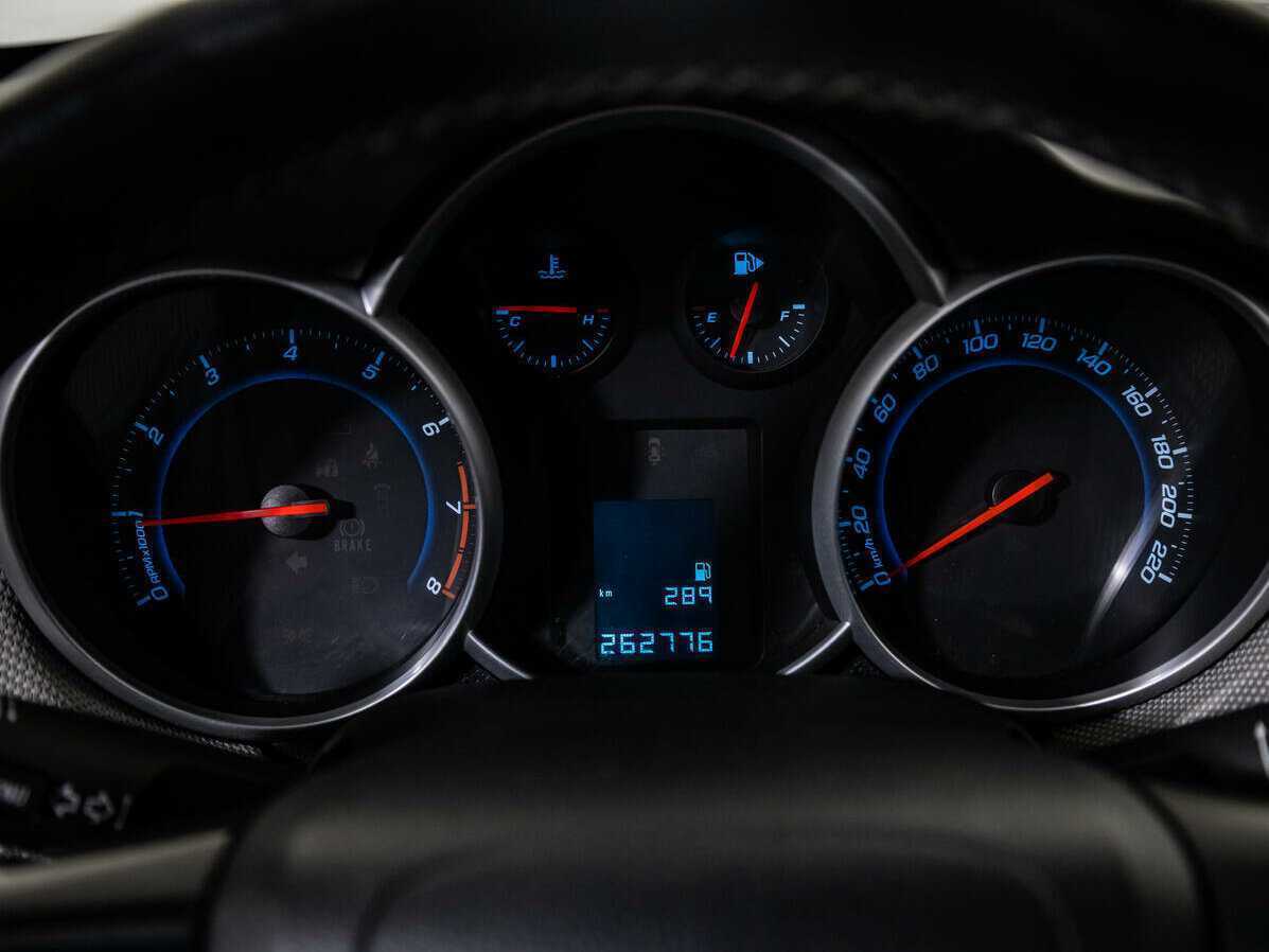 Chevrolet Cruze б/у, 2012, Механическая. Фото: #10
