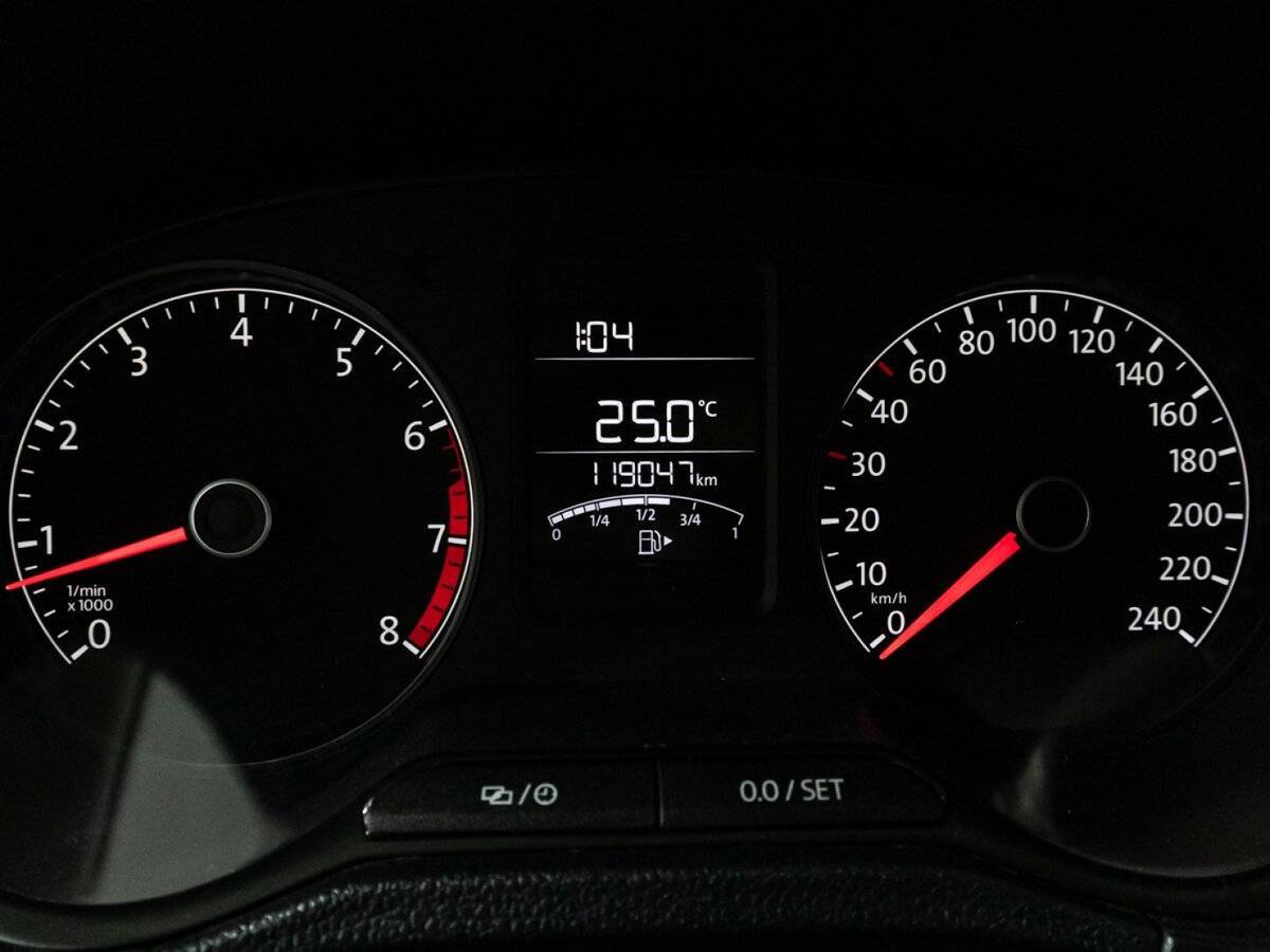 Volkswagen Polo б/у, 2017, Механическая. Фото: #11