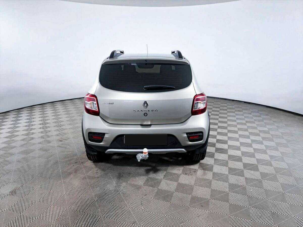 Renault Sandero б/у, 2017, Механическая. Фото: #5