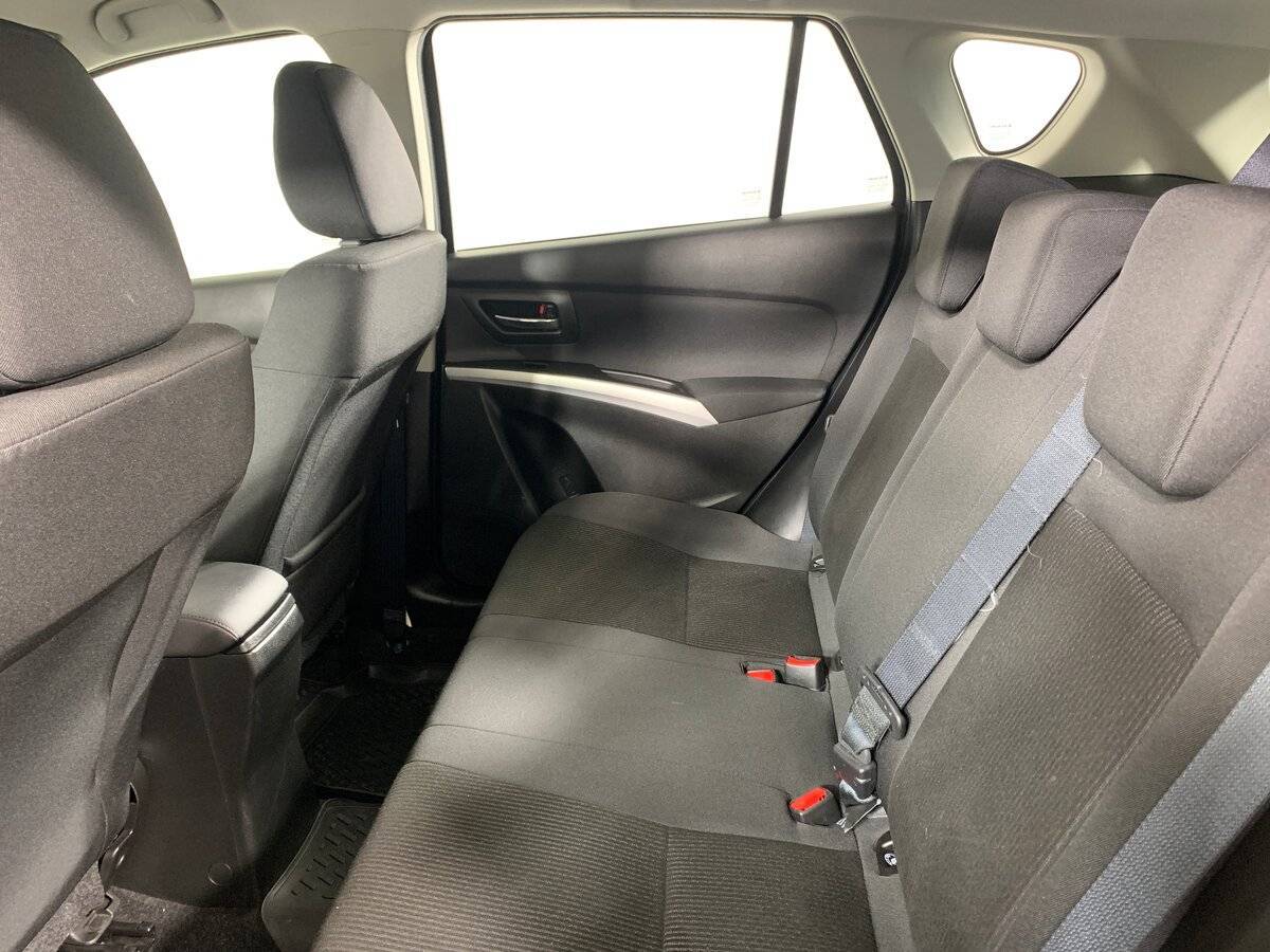 Suzuki SX4 б/у, 2018, Автоматическая. Фото: #17