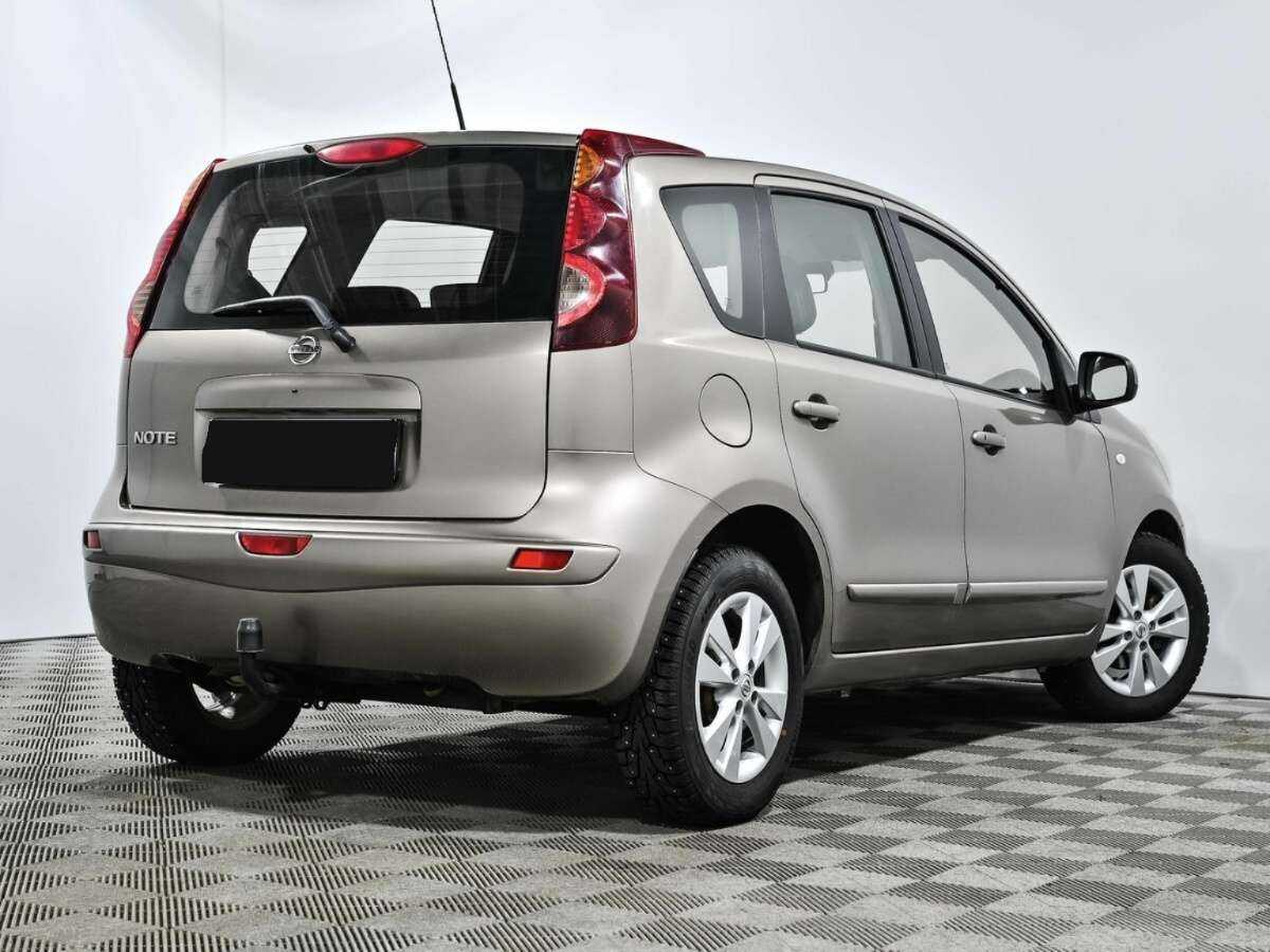 Nissan Note б/у, 2013, Автоматическая. Фото: #2