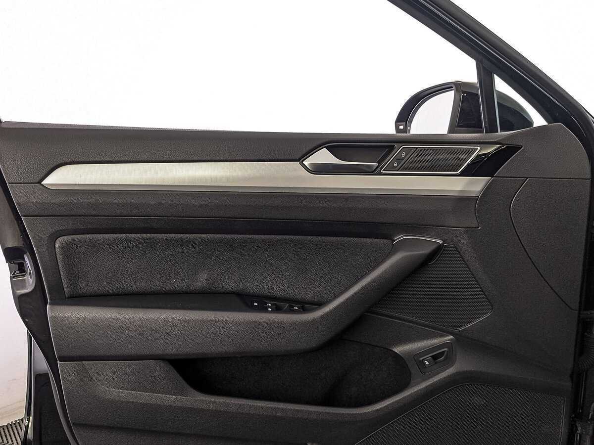 Volkswagen Passat б/у, 2016, Роботизированная. Фото: #18