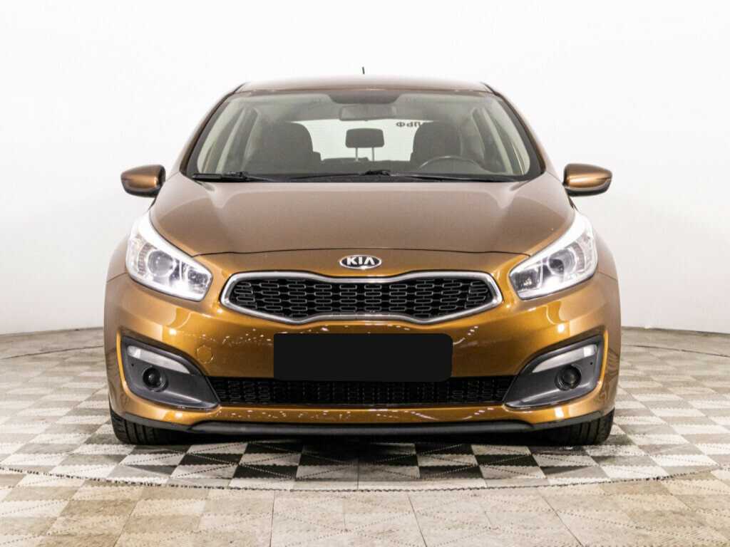 Kia Ceed б/у, 2016, Автоматическая. Фото: #1