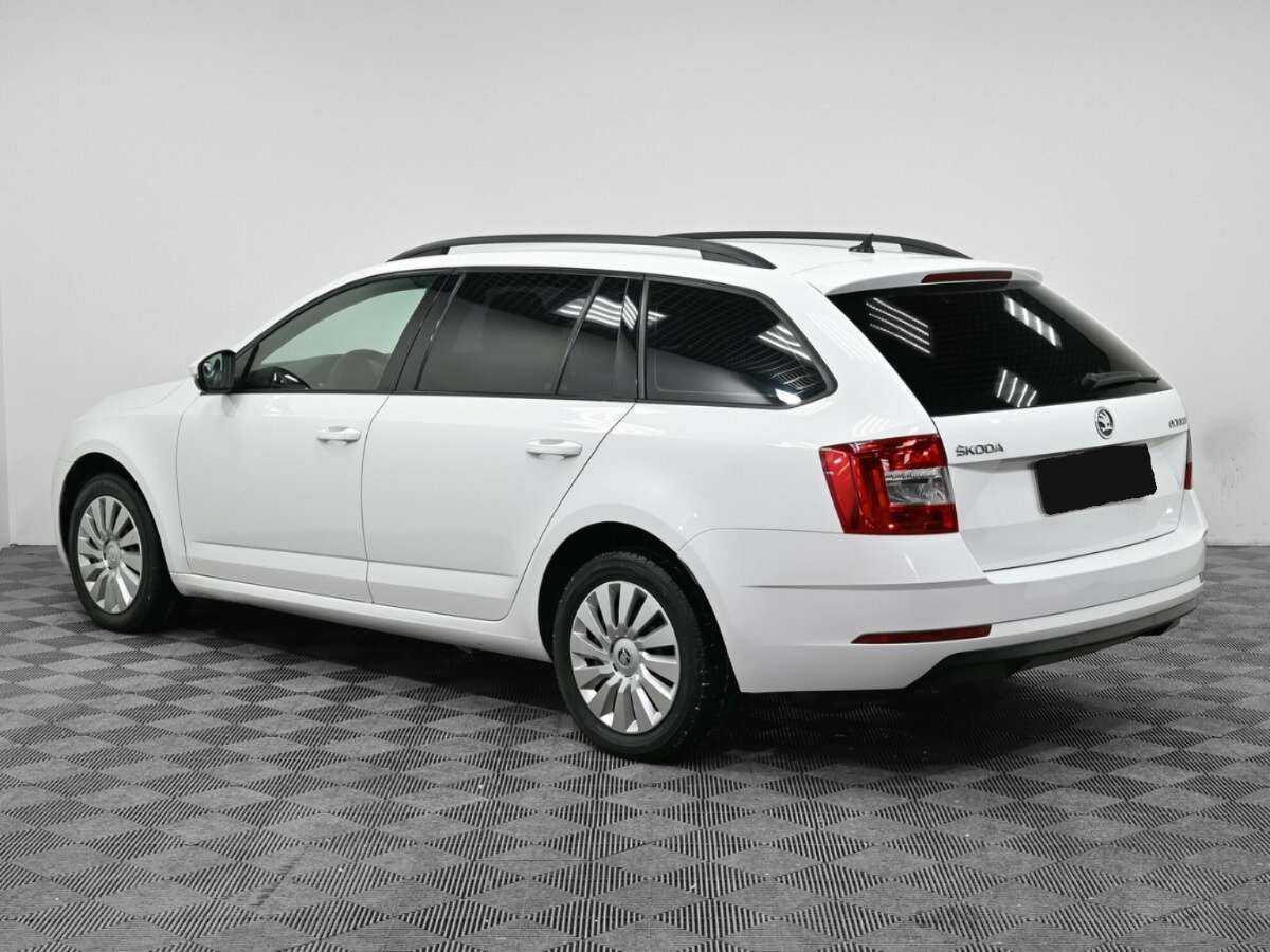 Skoda Octavia б/у, 2017, Роботизированная. Фото: #3