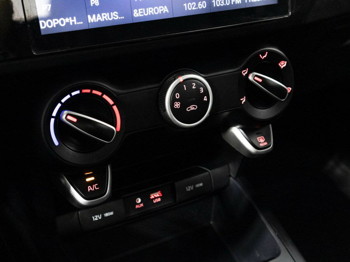 Kia Rio б/у, 2018, Автоматическая. Фото: #17