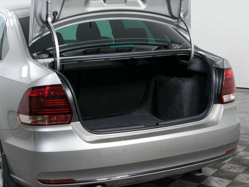 Volkswagen Polo б/у, 2019, Роботизированная. Фото: #6