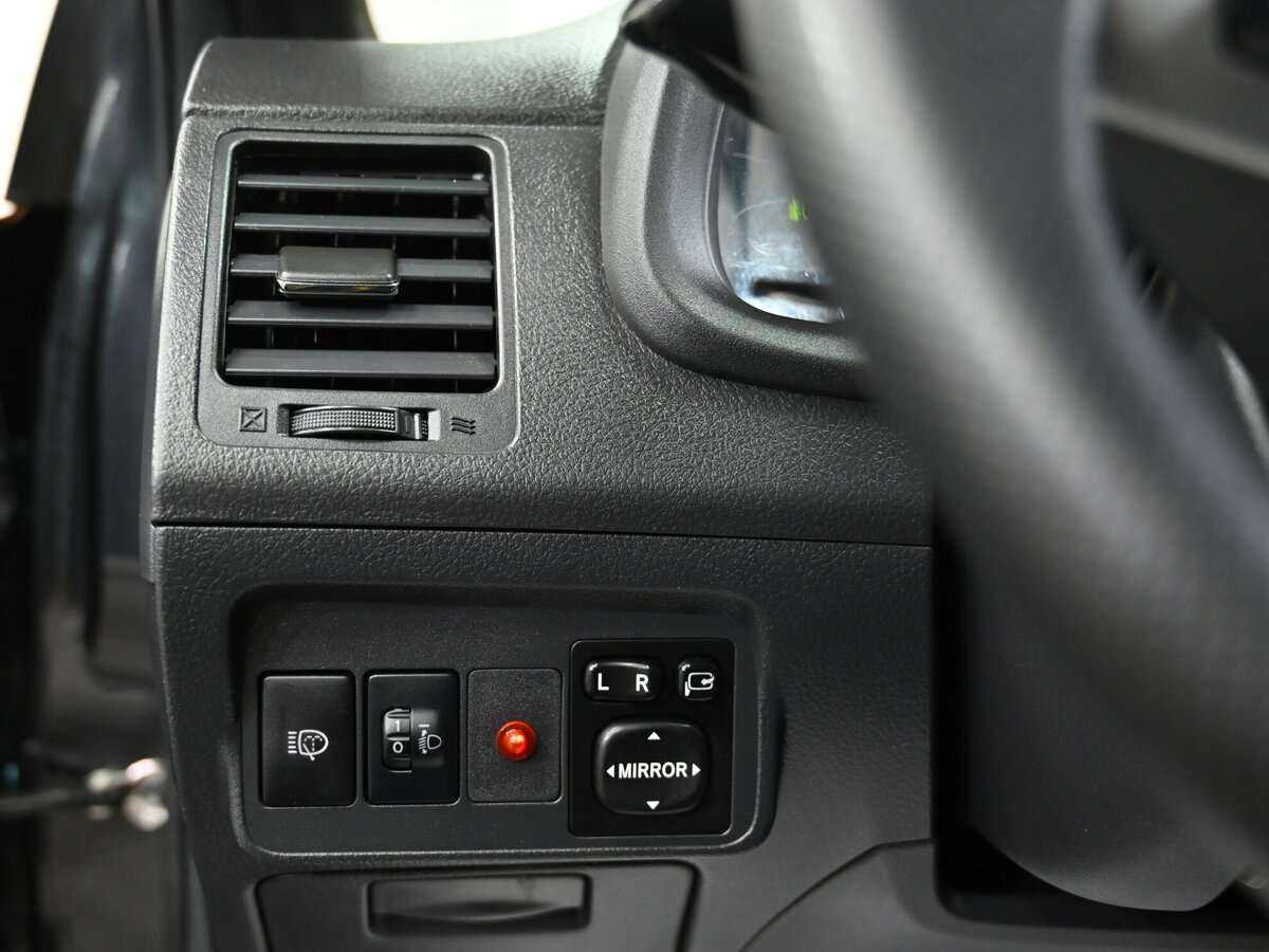 Toyota Corolla б/у, 2013, Автоматическая. Фото: #9