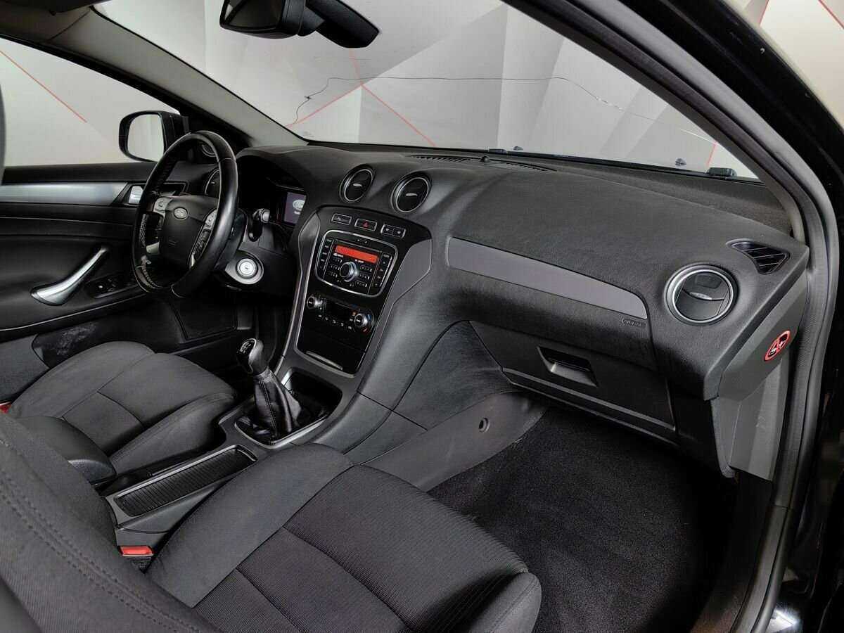 Ford Mondeo б/у, 2014, Механическая. Фото: #8