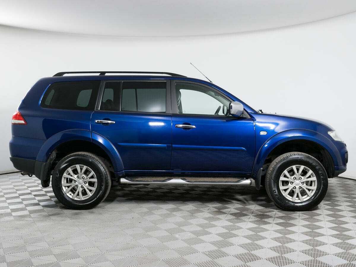 Mitsubishi Pajero Sport б/у, 2013, Автоматическая. Фото: #3